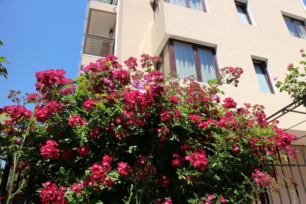 Flowers Apartments Nesebar Exterior foto